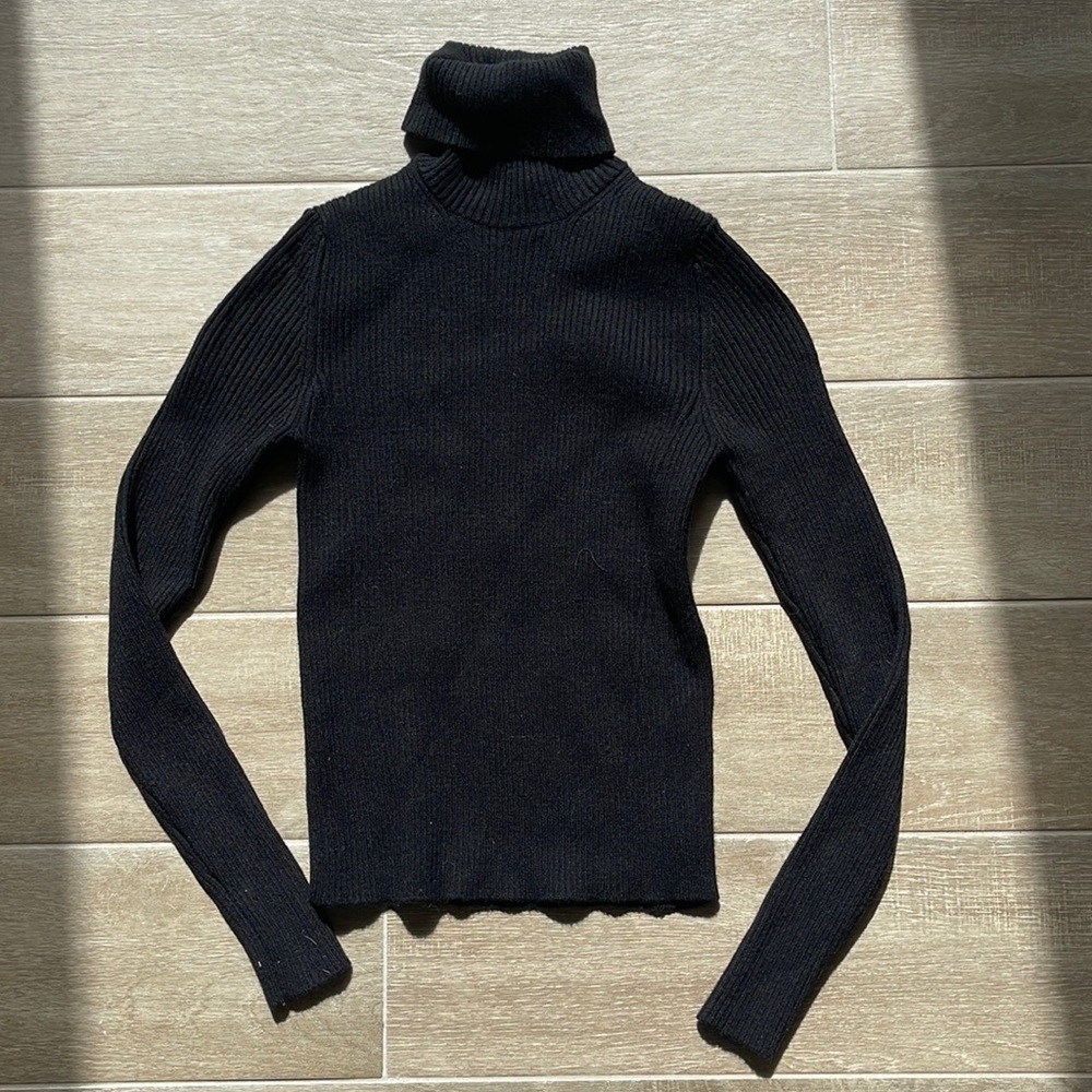 Zara knit black turtleneck! Size small!